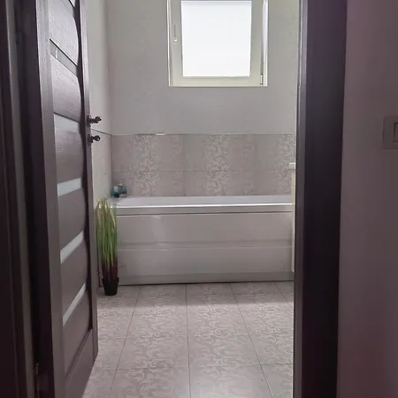 Lejlighed 4 Rent-Apt 3 Camere Tichete,Factura *
